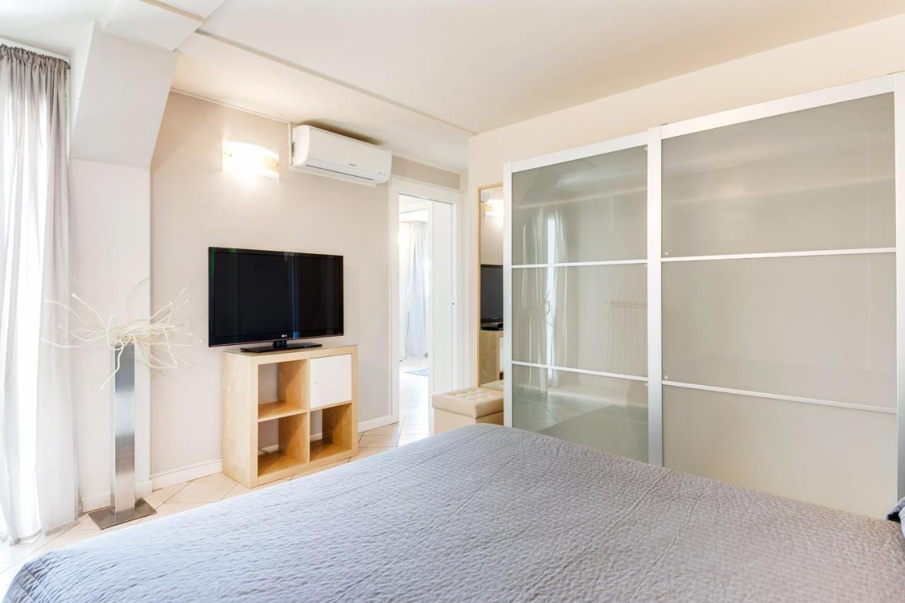 Casa Bonotto Apartment Desenzano del Garda Luaran gambar