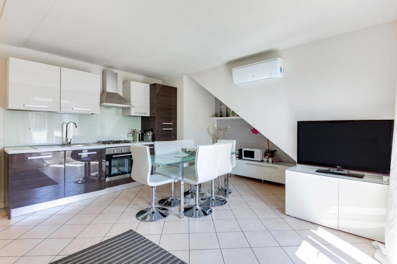 Casa Bonotto Apartment Desenzano del Garda Luaran gambar