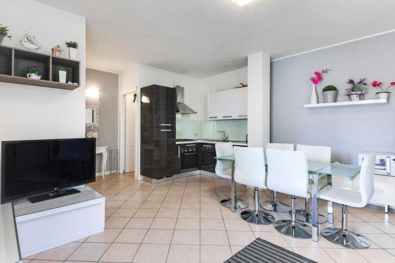 Casa Bonotto Apartment Desenzano del Garda Luaran gambar