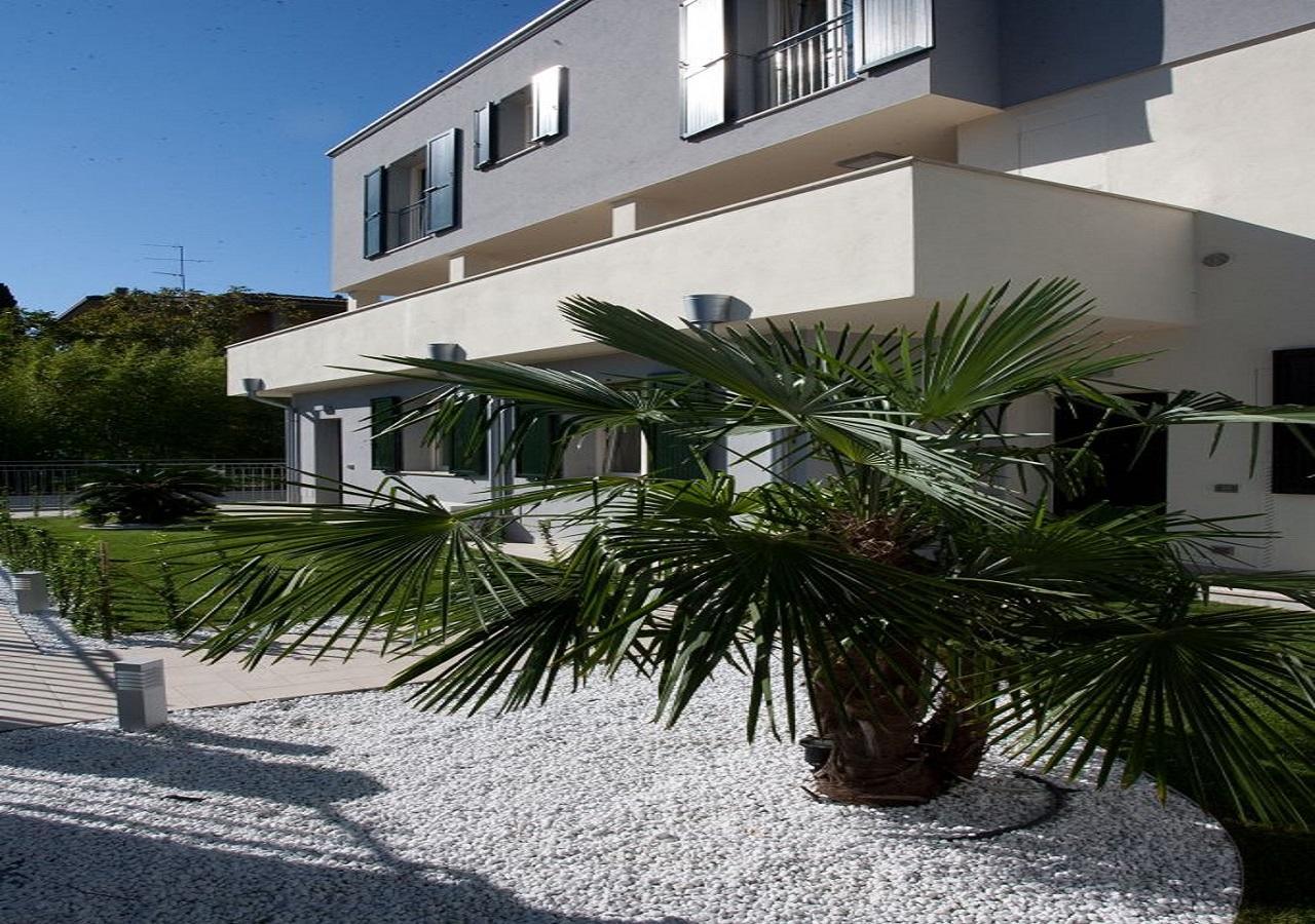 Casa Bonotto Apartment Desenzano del Garda Luaran gambar