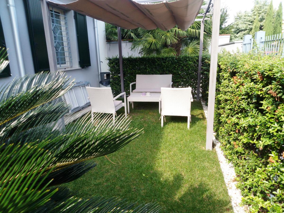 Casa Bonotto Apartment Desenzano del Garda Luaran gambar